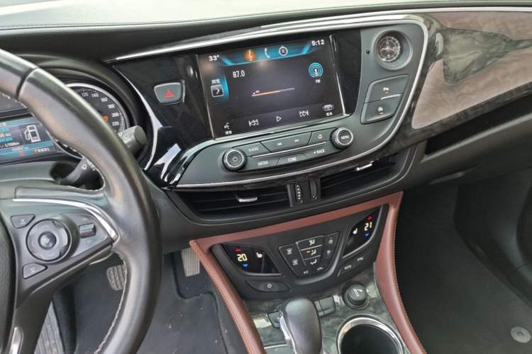 Used Buick Envision 2014 28T Four-Wheel Drive Elite Model Audio And AC Panel