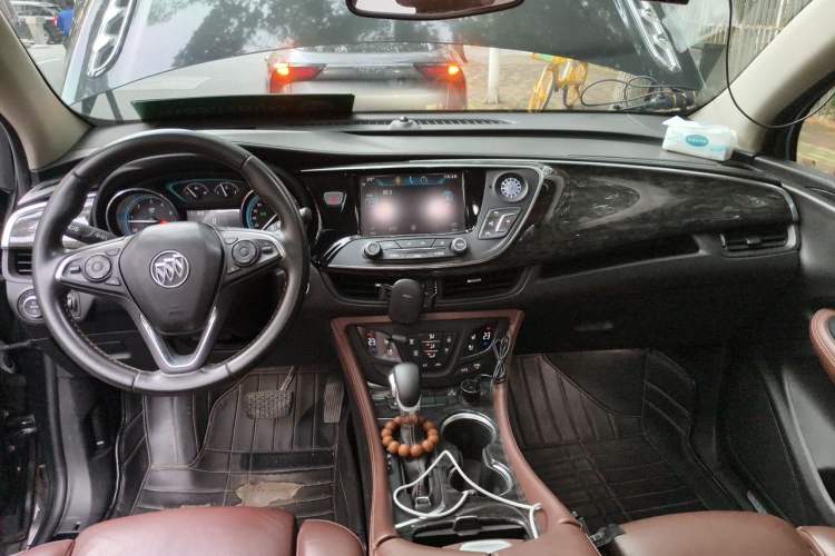 Used Buick Envision 2014 28T Four-Wheel Drive Luxury Model Center Console