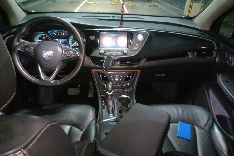 Used Buick Envision 2014 28T Four-Wheel Drive Elite Model Center Console