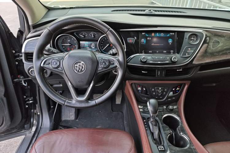 Used Buick Envision 2014 28T Four-Wheel Drive Elite Model Center Console