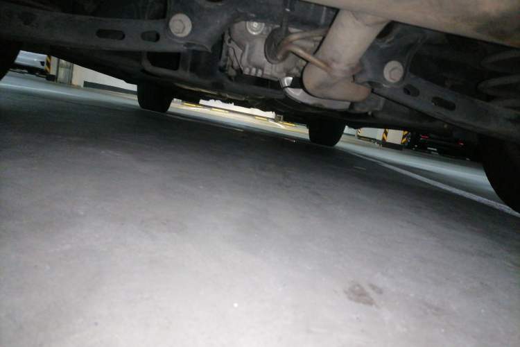Used Buick Envision 2014 28T Four-Wheel Drive Elite Model Chassis Rear