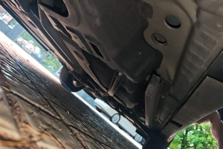 Used Buick Envision 2014 28T Four-Wheel Drive Elite Model Chassis Rear Right