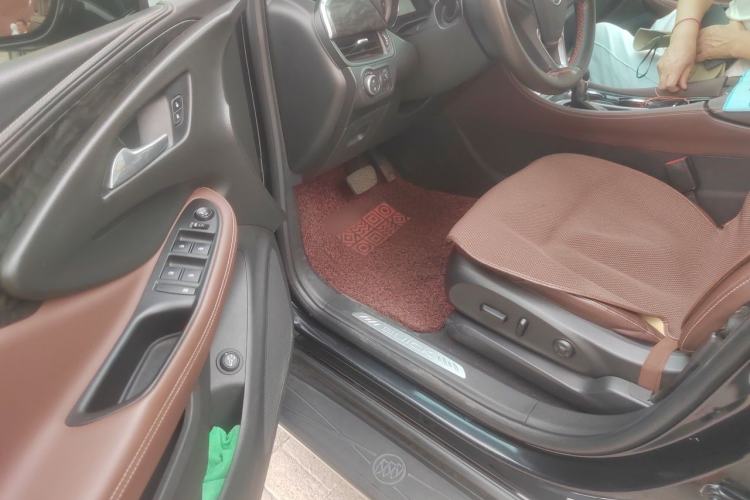 Used Buick Envision 2014 28T Four-Wheel Drive Luxury Model Driver Seat