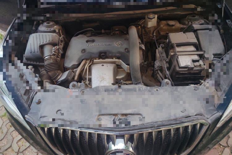 Used Buick Envision 2014 28T Four-Wheel Drive Elite Model Engine Bay
