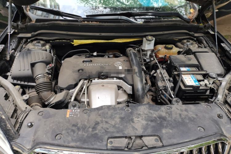 Used Buick Envision 2014 28T Four-Wheel Drive Elite Model Engine Bay