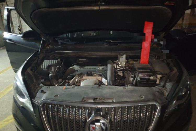 Used Buick Envision 2014 28T Four-Wheel Drive Elite Model Engine Bay