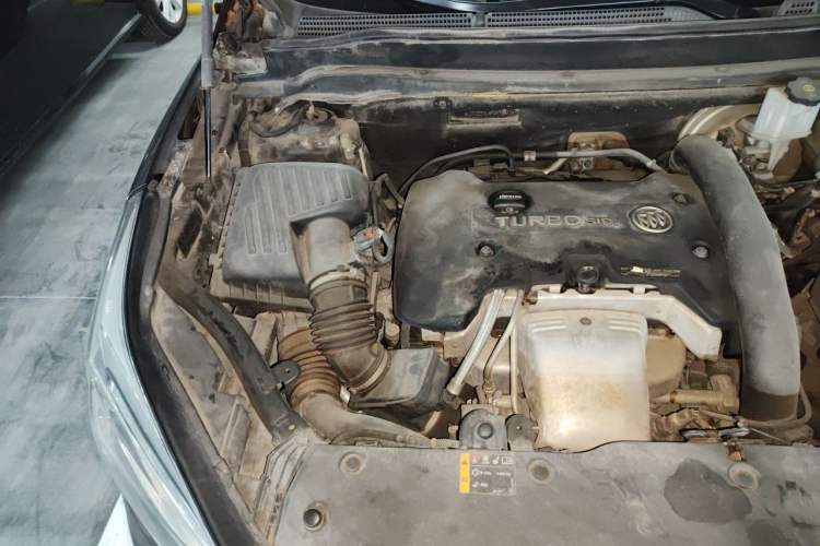 Used Buick Envision 2014 28T Four-Wheel Drive All-Terrain Flagship Edition Engine Bay Right