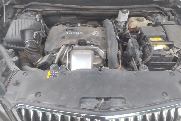 Used Buick Envision 2014 28T Four-Wheel Drive Luxury Model Engine Bay