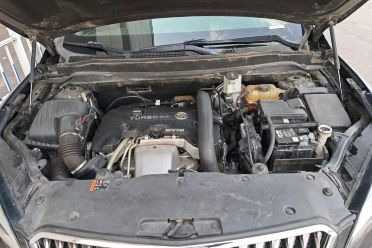 Used Buick Envision 2014 28T Four-Wheel Drive Elite Model Engine Bay