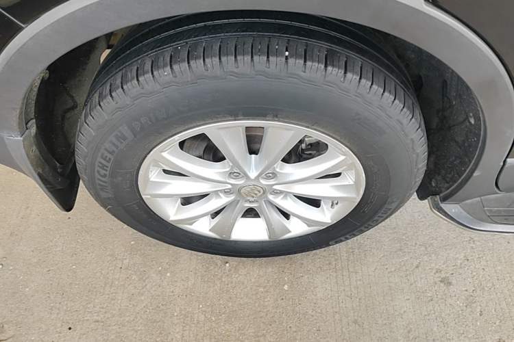 Used Buick Envision 2014 28T Four-Wheel Drive Elite Model Exterior 5