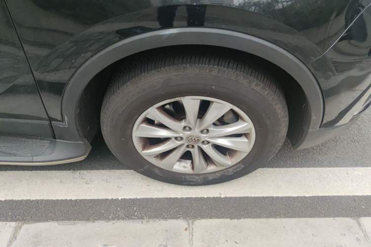 Used Buick Envision 2014 28T Four-Wheel Drive Luxury Model Exterior 7