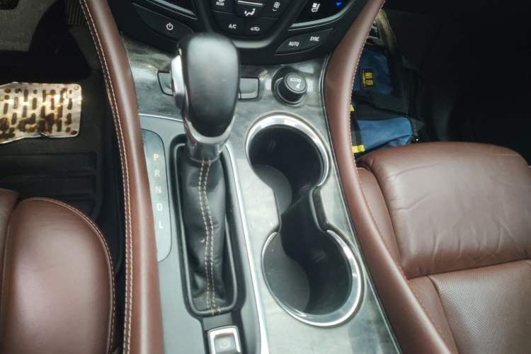 Used Buick Envision 2014 28T Four-Wheel Drive Luxury Model Gear Lever