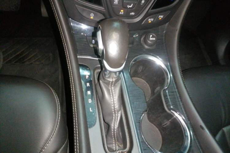 Used Buick Envision 2014 28T Four-Wheel Drive Elite Model Gear Lever