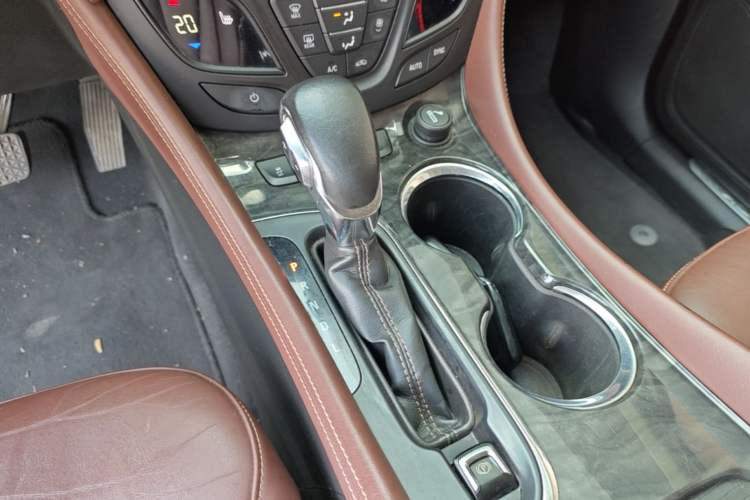 Used Buick Envision 2014 28T Four-Wheel Drive Elite Model Gear Lever