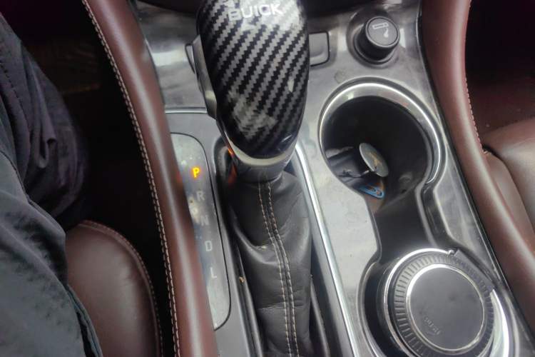 Used Buick Envision 2014 28T Four-Wheel Drive Luxury Model Gear Lever