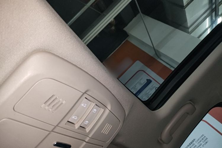 Used Buick Envision 2014 28T Four-Wheel Drive Luxury Model Headliner