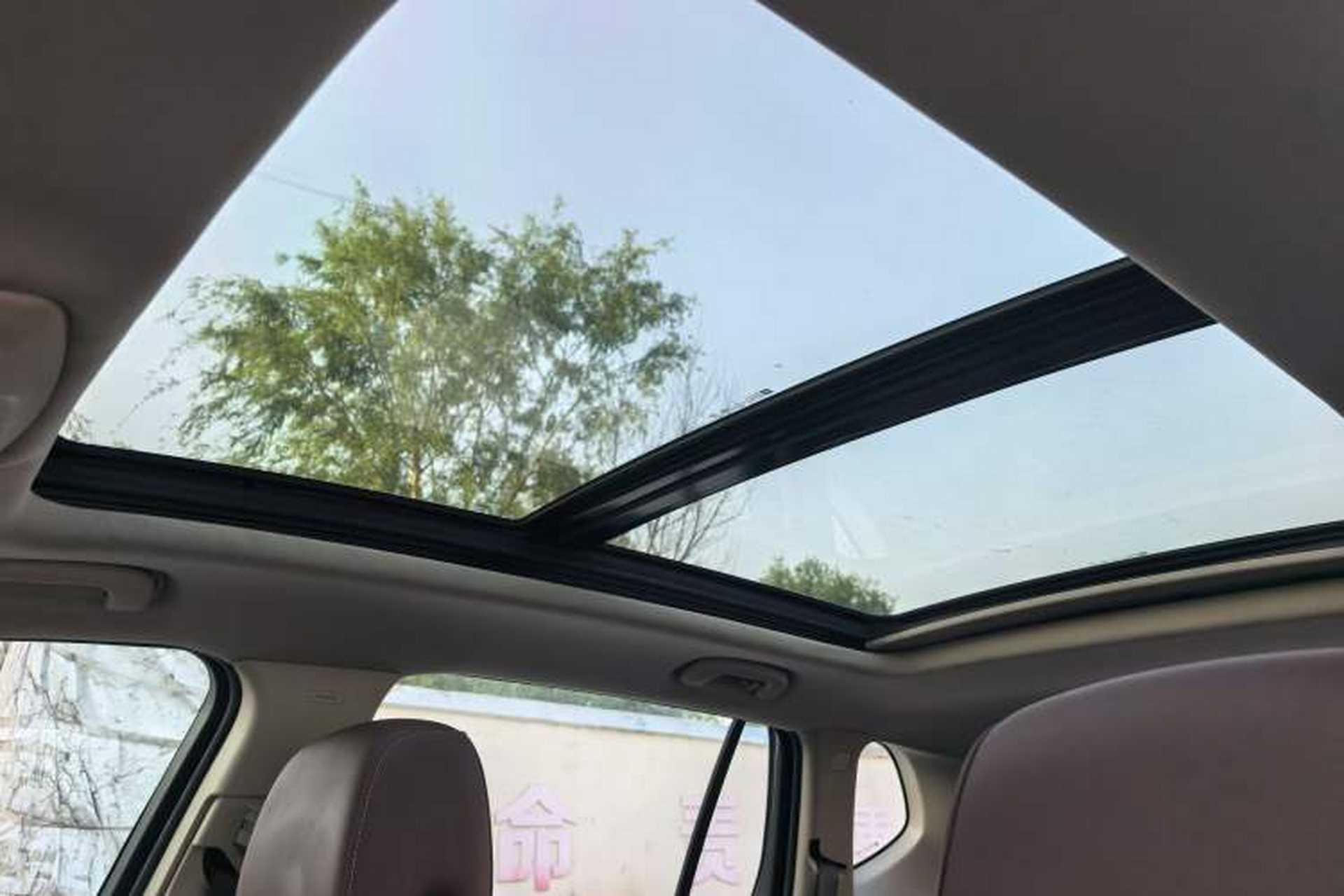 Used Buick Envision 2014 28T Four-Wheel Drive Luxury Model Headliner