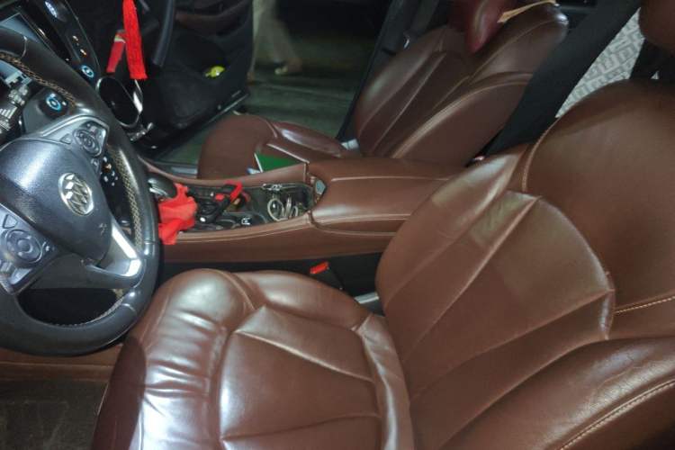 Used Buick Envision 2014 28T Four-Wheel Drive Elite Model Left Front Seat