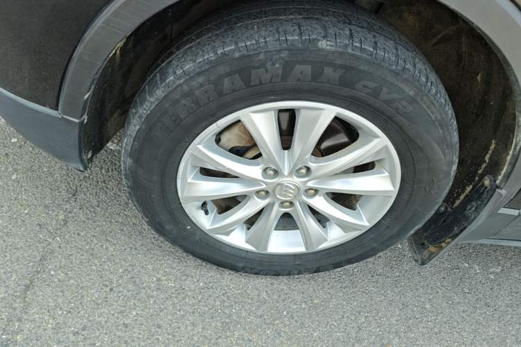 Used Buick Envision 2014 28T Four-Wheel Drive Elite Model Left Front Wheel Hub