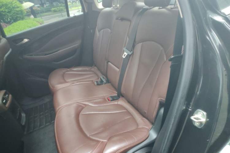 Used Buick Envision 2014 28T Four-Wheel Drive Luxury Model Left Rear Seat