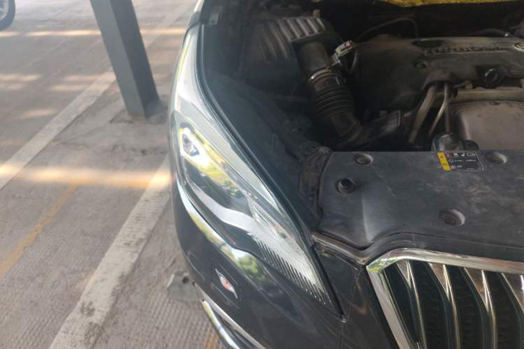 Used Buick Envision 2014 28T Four-Wheel Drive Elite Model Right Front Headlight