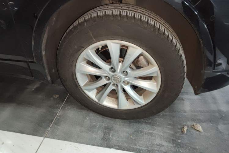 Used Buick Envision 2014 28T Four-Wheel Drive All-Terrain Flagship Edition Right Front Wheel Hub