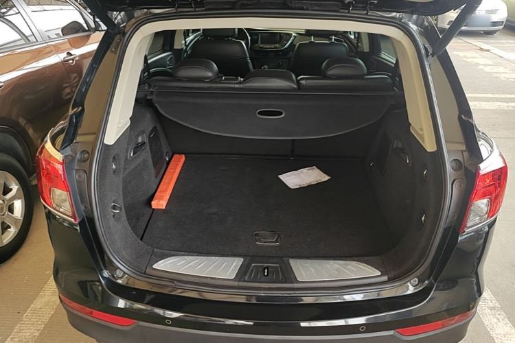 Used Buick Envision 2014 28T Four-Wheel Drive Elite Model Trunk