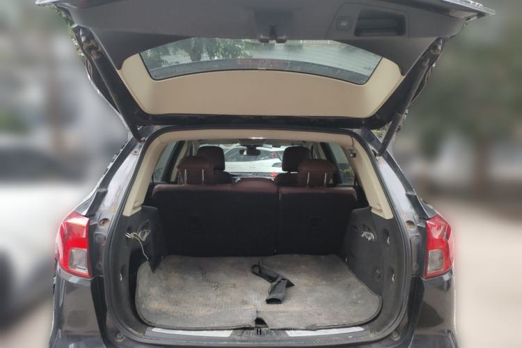 Used Buick Envision 2014 28T Four-Wheel Drive Luxury Model Trunk