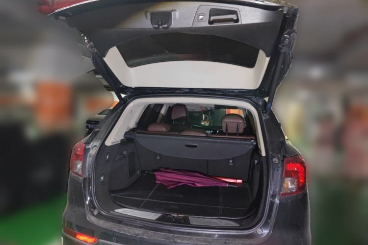 Used Buick Envision 2014 28T Four-Wheel Drive Elite Model Trunk