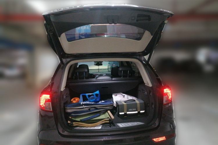 Used Buick Envision 2014 28T Four-Wheel Drive Elite Model Trunk
