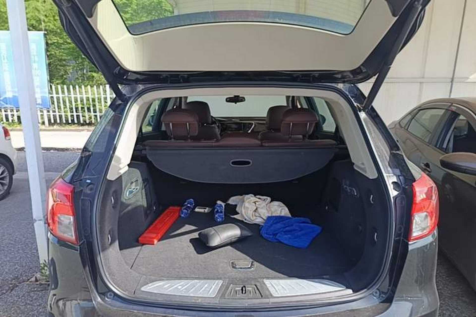 Used Buick Envision 2014 28T Four-Wheel Drive Elite Model Trunk