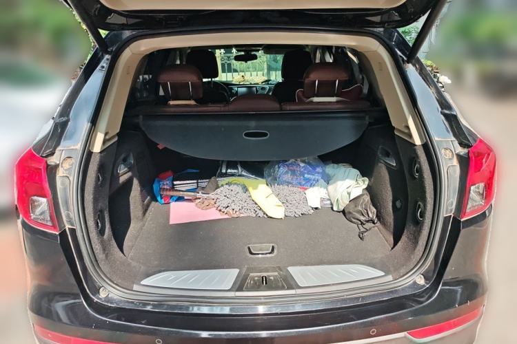 Used Buick Envision 2014 28T Four-Wheel Drive Elite Model Trunk