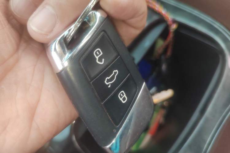 Used Buick Envision 2014 28T Four-Wheel Drive Luxury Model Vehicle Key