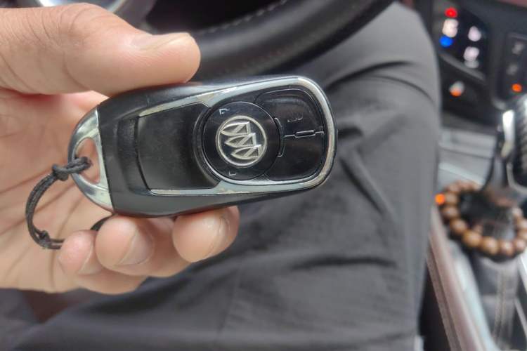 Used Buick Envision 2014 28T Four-Wheel Drive Luxury Model Vehicle Key