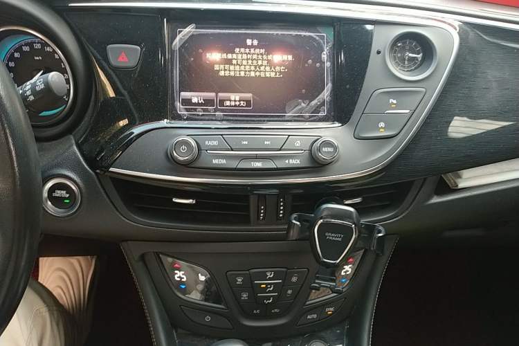 Used Buick Envision 2014 28T Four-Wheel Drive Elite Model Audio And AC Panel