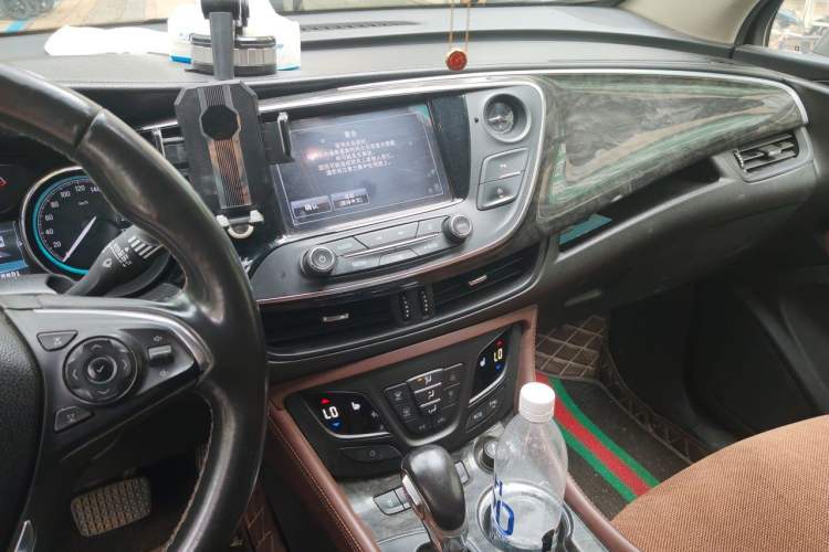 Used Buick Envision 2014 28T Four-Wheel Drive Elite Model Audio And AC Panel