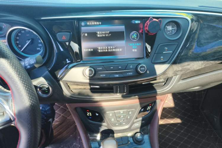 Used Buick Envision 2014 28T Four-Wheel Drive Elite Model Audio And AC Panel