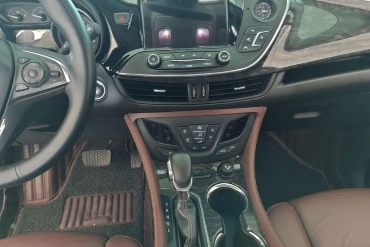 Used Buick Envision 2014 28T Four-Wheel Drive Luxury Model Audio And AC Panel