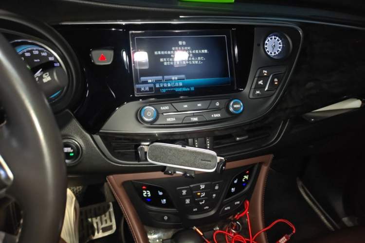 Used Buick Envision 2014 28T Four-Wheel Drive Luxury Model Audio And AC Panel