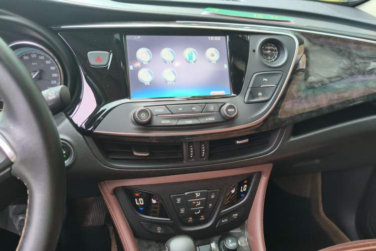 Used Buick Envision 2014 28T Four-Wheel Drive Elite Model Audio And AC Panel