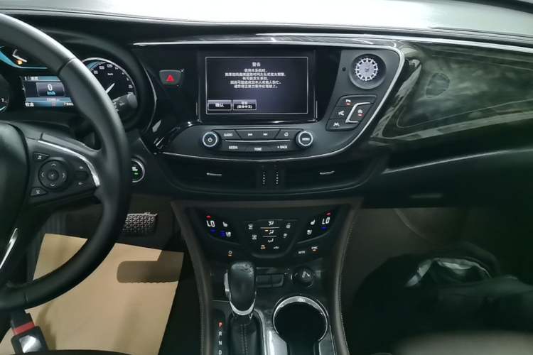 Used Buick Envision 2014 28T Four-Wheel Drive Luxury Model Audio And AC Panel