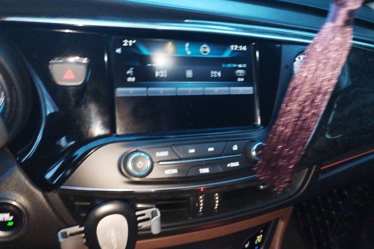 Used Buick Envision 2014 28T Four-Wheel Drive Elite Model Audio And AC Panel