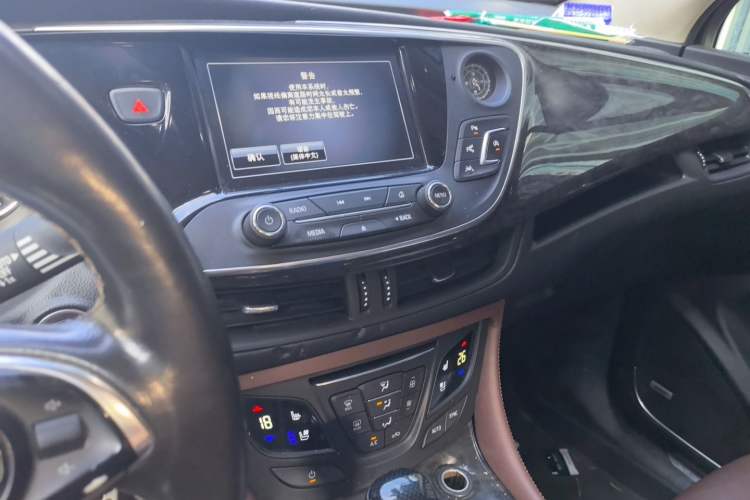 Used Buick Envision 2014 28T Four-Wheel Drive All-Terrain Flagship Edition Audio And AC Panel