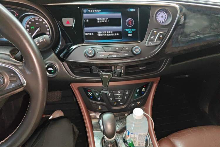 Used Buick Envision 2014 28T Four-Wheel Drive Luxury Model Audio And AC Panel