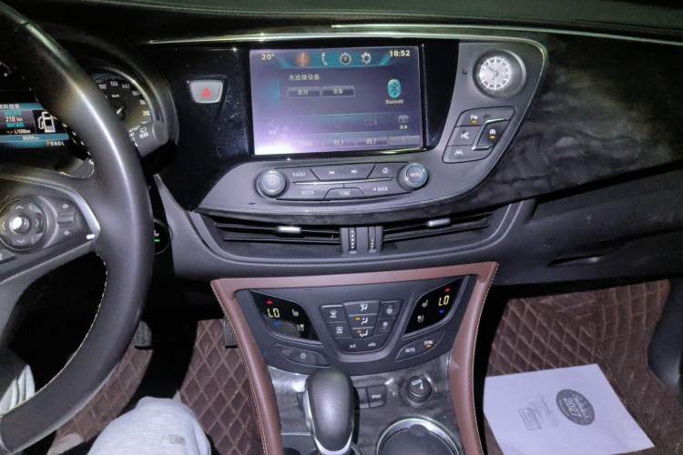 Used Buick Envision 2014 28T Four-Wheel Drive Luxury Model Audio And AC Panel
