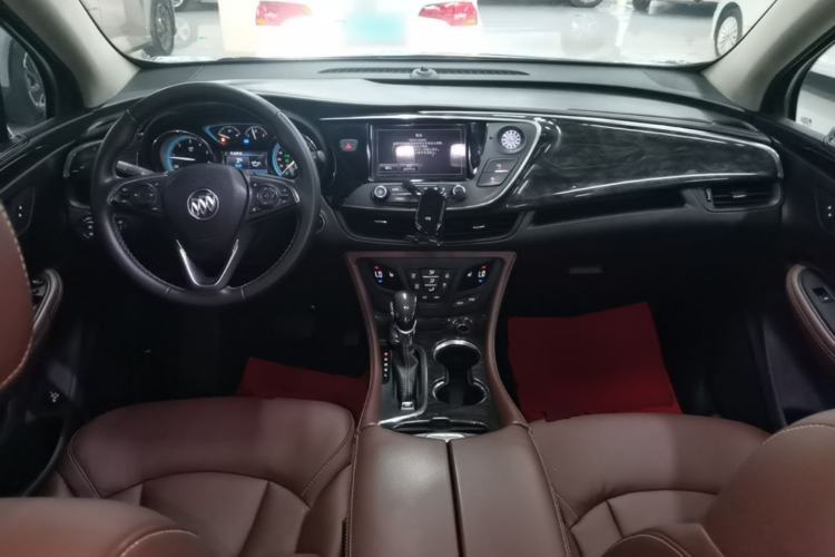 Used Buick Envision 2014 28T Four-Wheel Drive Elite Model Center Console