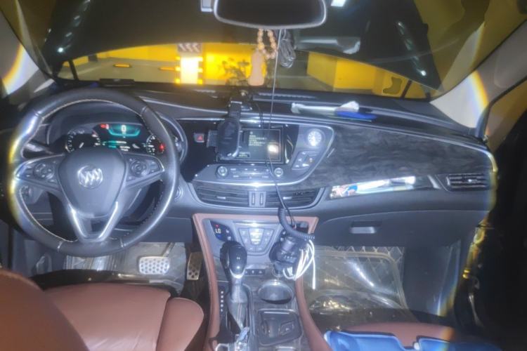 Used Buick Envision 2014 28T All-Wheel-Drive Versatile Sports Flagship Edition Center Console