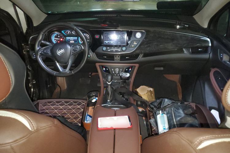 Used Buick Envision 2014 28T Four-Wheel Drive Elite Model Center Console