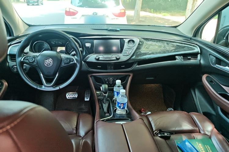 Used Buick Envision 2014 28T Four-Wheel Drive Luxury Model Center Console