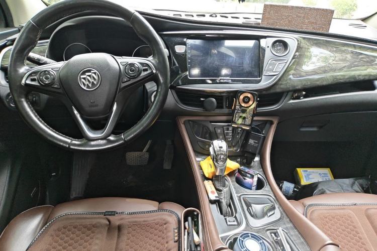 Used Buick Envision 2014 28T All-Wheel-Drive Versatile Sports Flagship Edition Center Console